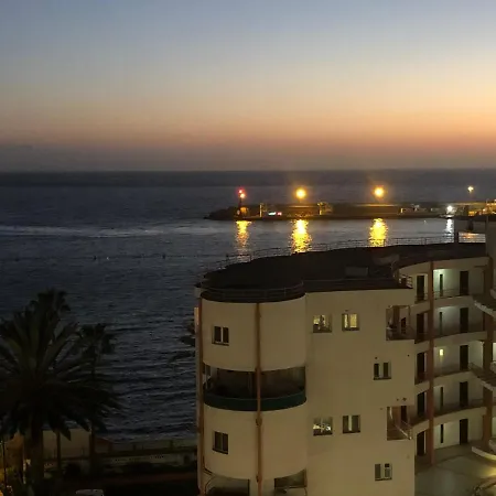 First Line Sea, Luxury Penthouse, Sea And Sunset View Vivenda Vacational Guayero 618 Apartment *